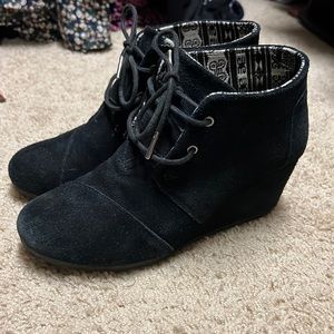 Tom’s Wedge Booties